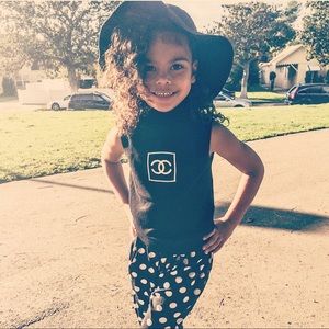 Meet your Posher, Lee